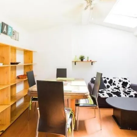 F3 Calme, Spacieux Et アパート *