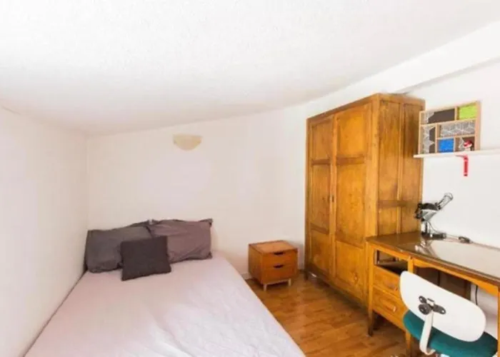 F3 Calme, Spacieux Et דירה